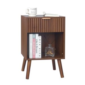 Fultyle Walnut Nightstand, Modern Night Stand with Fluted Drawer and Open Storage, Wooden Bedside Table with Solid Wood Legs for Bedroom, Living Room, Office (Walnut Brown)